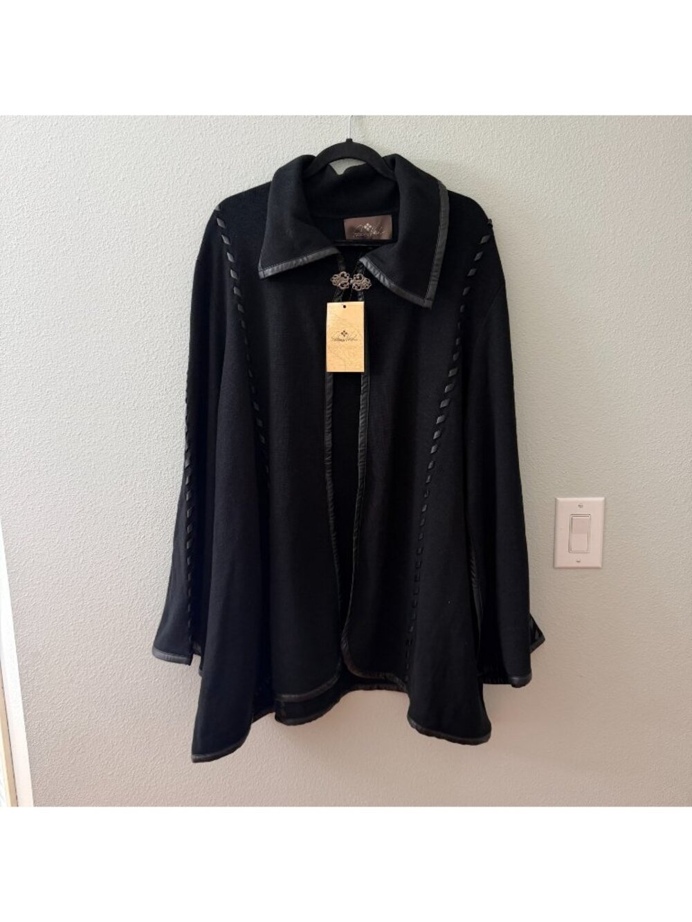 NWT Patricia Nash Black One Size O/S Cape Poncho Jacket Sweater